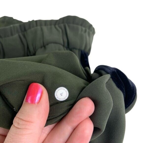 Lululemon Green On the Fly Joggers with Velvet Stripe - Picture 4 of 7